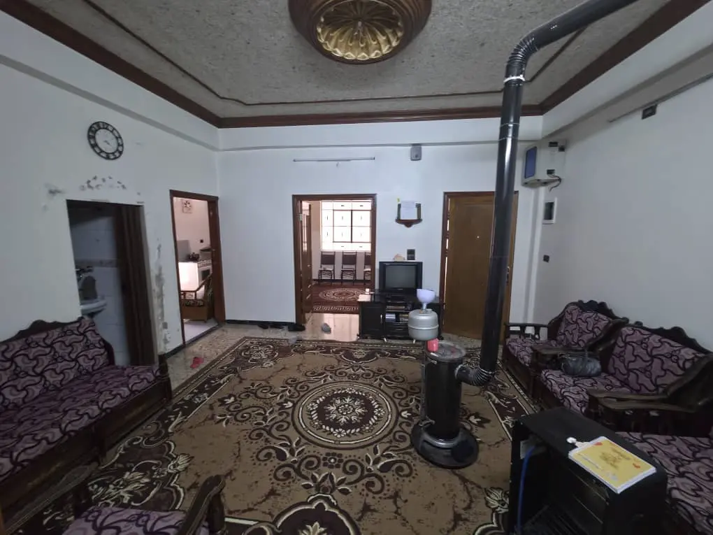 📣 للبيع.. من المالك مباشرة 🏠🔑 بمنطقة سكنية مخدمة، بيت أرضي طابو أخضر بمواصفات ممتازة: